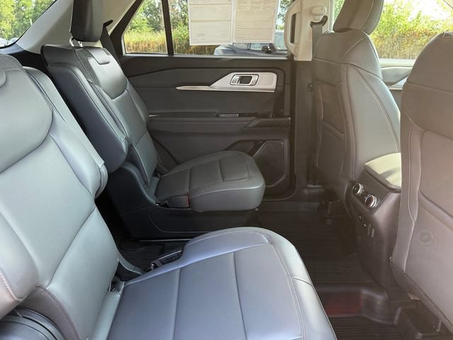 Certified 2025 Ford Explorer Active w/ Active Comfort Package AWD/4WD image 23