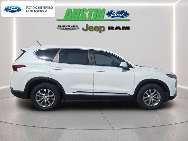 Used 2019 Hyundai Santa Fe SE AWD/4WD image 4