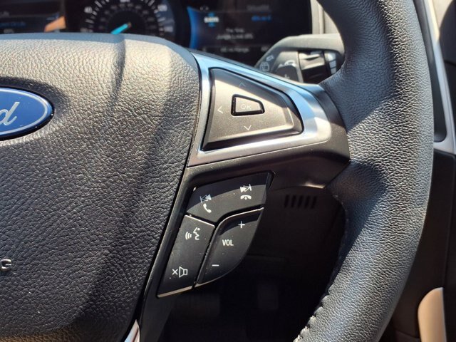 Certified 2024 Ford Edge SEL w/ Convenience Package AWD/4WD image 18