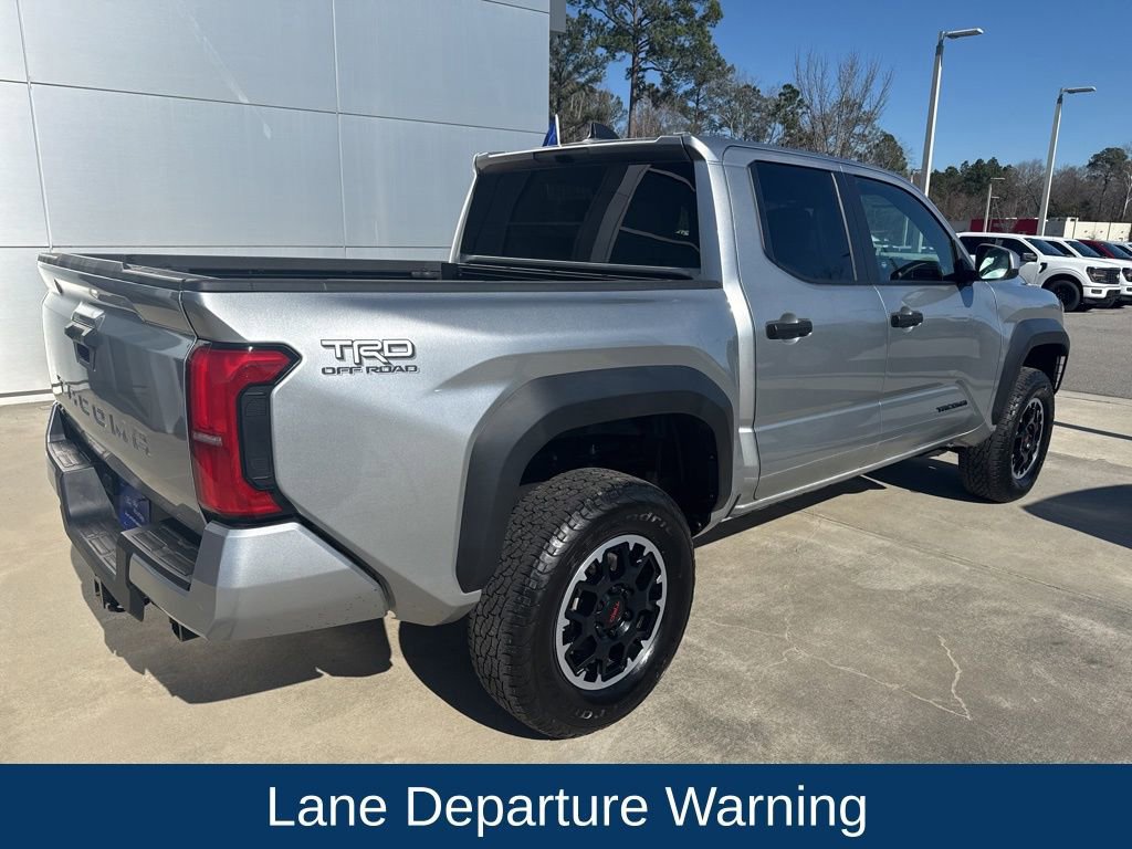 Used 2024 Toyota Tacoma TRD Off-Road image 4