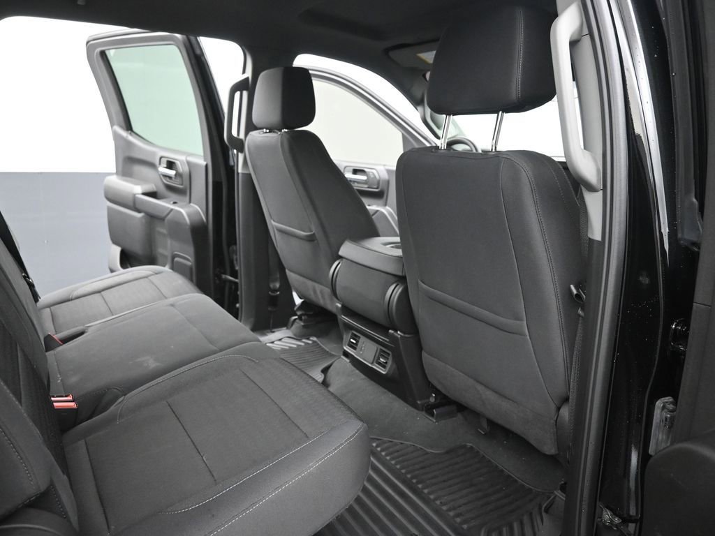 Used 2025 Chevrolet Silverado 1500 Custom image 17