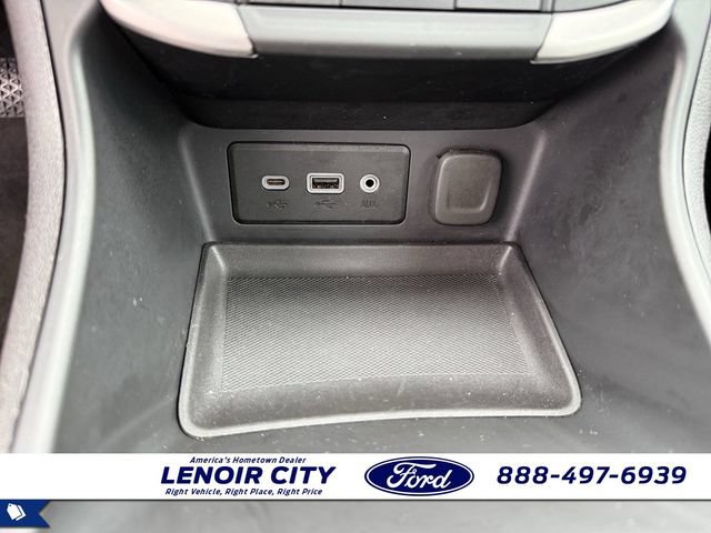 Used 2024 GMC Terrain SLE AWD/4WD image 26