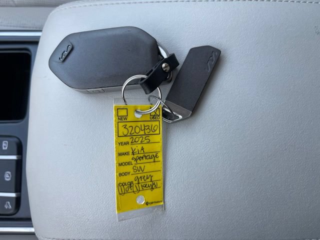 Used 2025 Kia Sorento S w/ Panoramic Sunroof Package FWD image 34