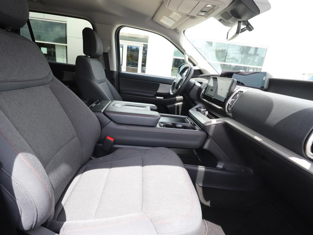 Certified 2025 Ford Expedition Active RWD image 15
