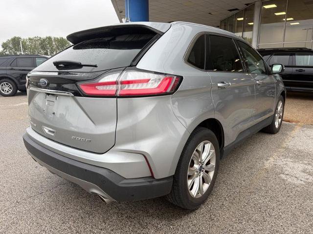 Certified 2020 Ford Edge Titanium AWD/4WD image 4