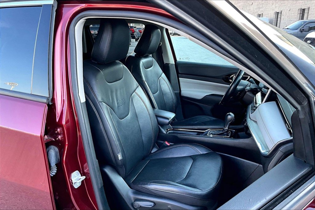 Used 2022 Jeep Compass Limited AWD/4WD image 7