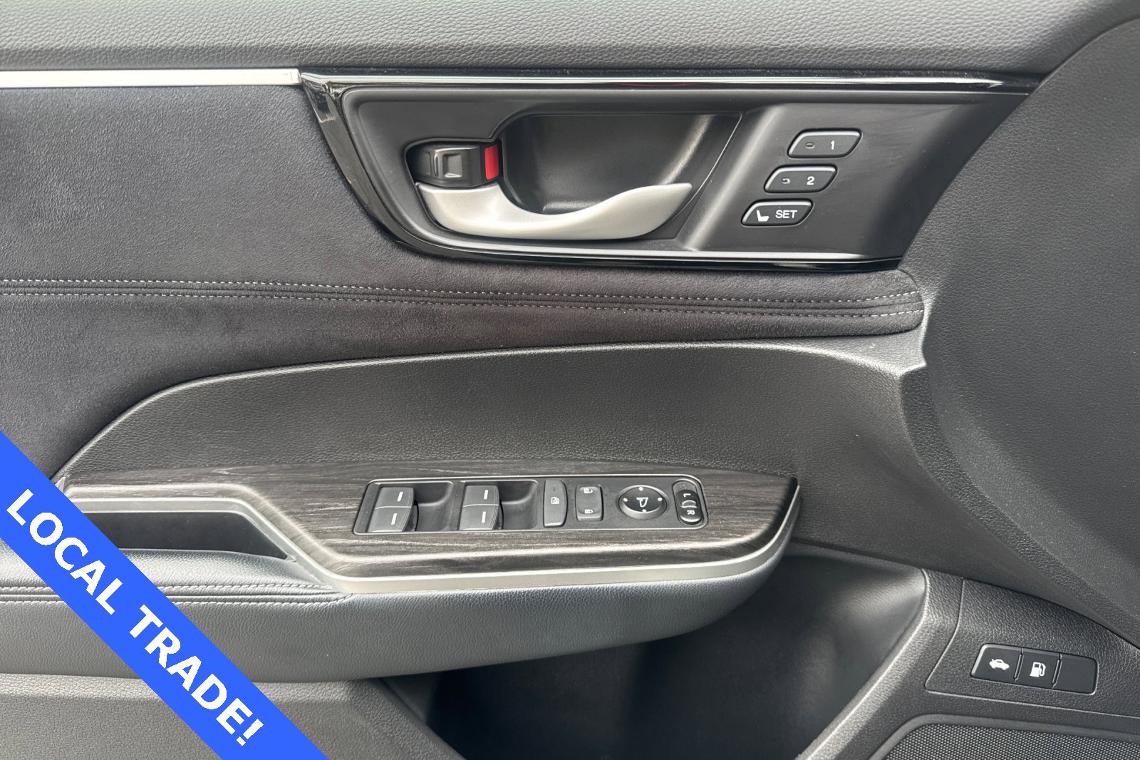 Used 2018 Honda Clarity Touring image 12