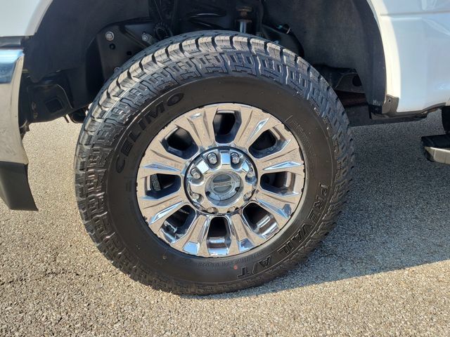 Certified 2019 Ford F250 XLT w/ XLT Premium Package AWD/4WD image 9