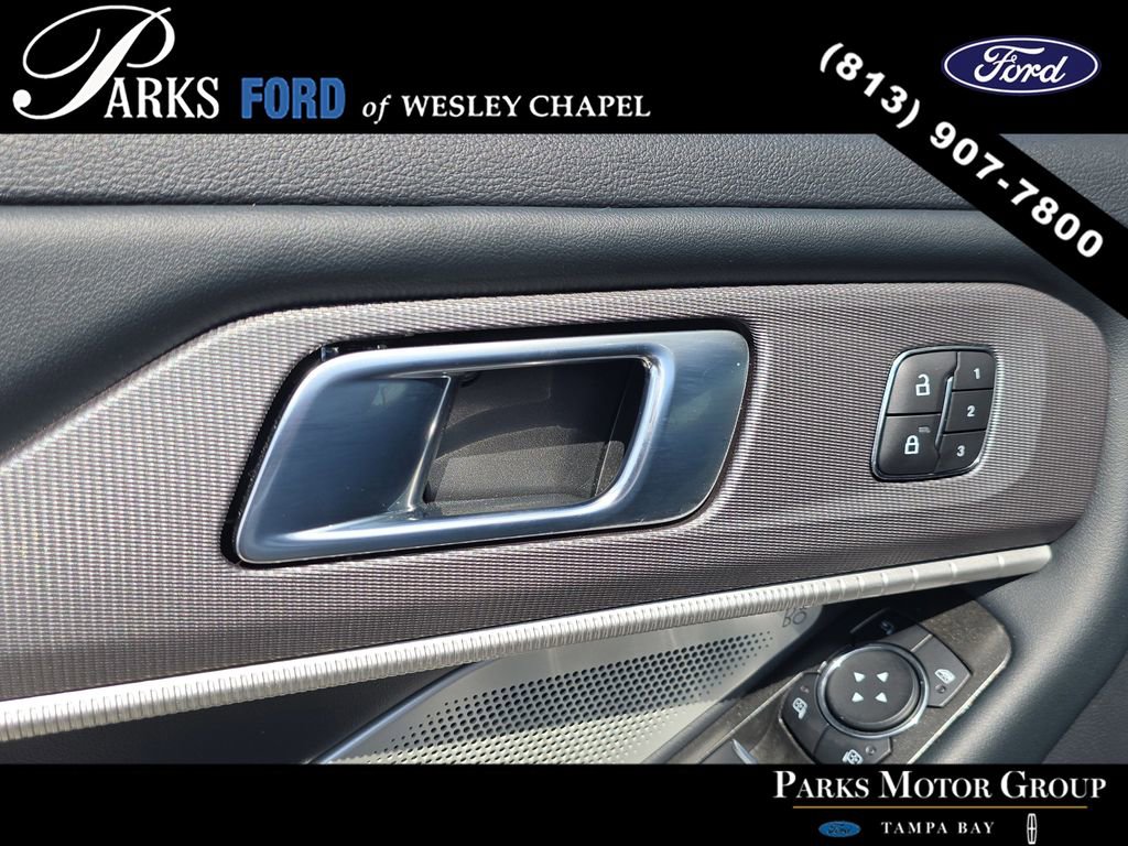 Certified 2025 Ford Explorer ST AWD/4WD image 17