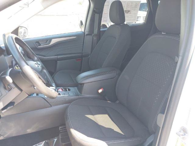 Certified 2024 Ford Escape Active AWD/4WD image 24