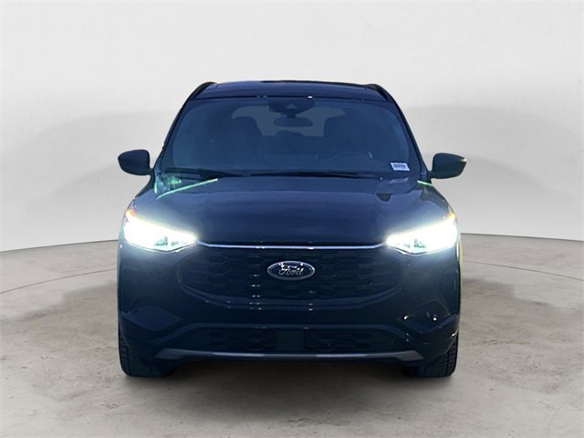 Certified 2024 Ford Escape ST-Line w/ Tech Pack #1 image 8