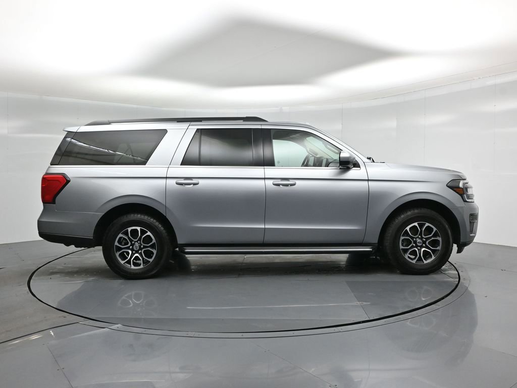 Certified 2023 Ford Expedition Max XLT image 9