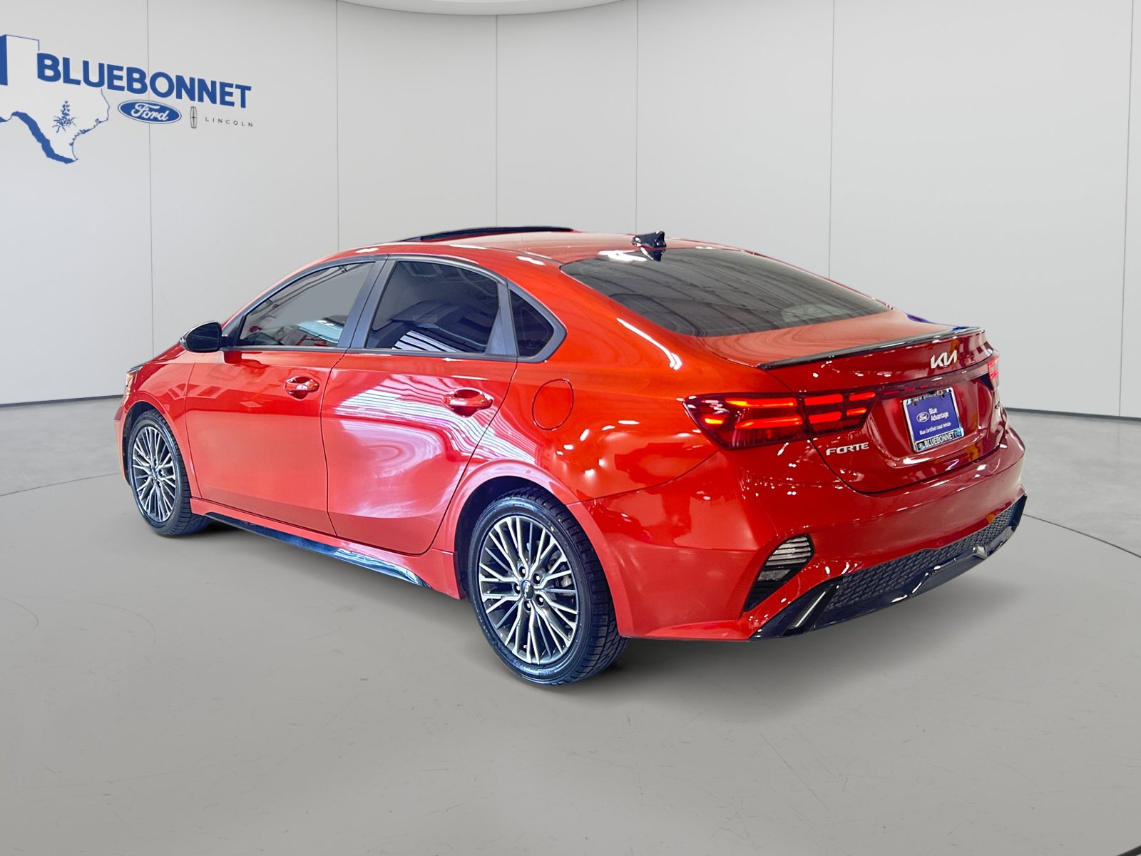 Used 2024 Kia Forte GT-Line w/ GT-Line Premium Package FWD image 7