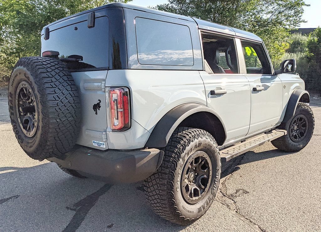 Certified 2024 Ford Bronco Wildtrak AWD/4WD image 3