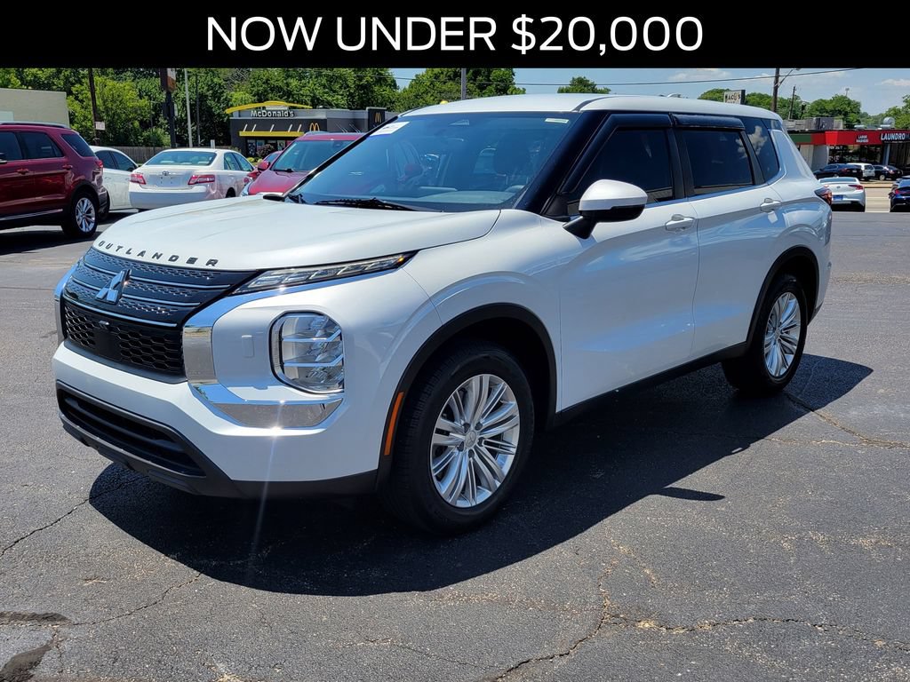Used 2022 Mitsubishi Outlander ES AWD/4WD image 3