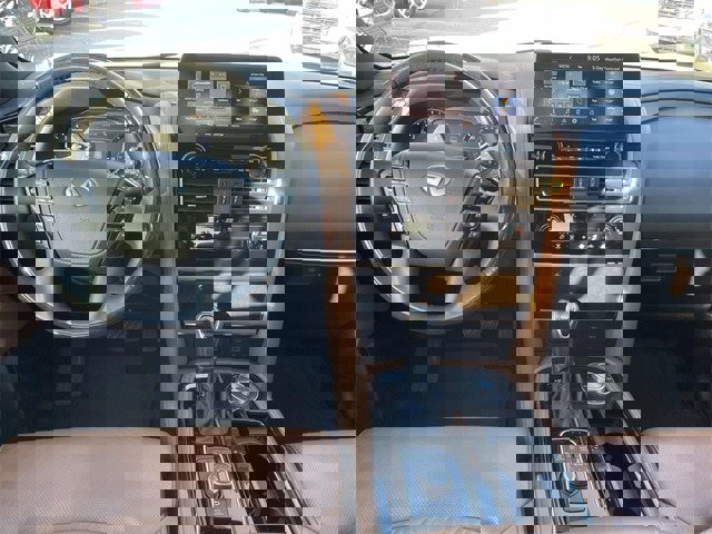 Used 2024 INFINITI QX80 Sensory image 4