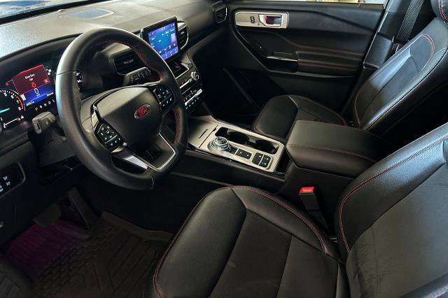 Certified 2023 Ford Explorer ST-Line w/ Class IV Trailer Tow Package image 10