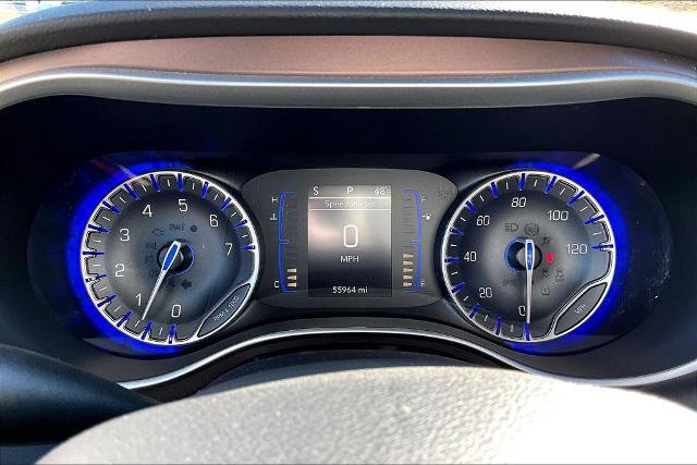 Used 2023 Chrysler Voyager LX image 19