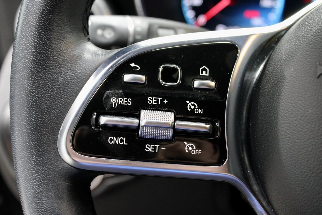 Used 2022 Mercedes-Benz GLC 300 4MATIC image 31