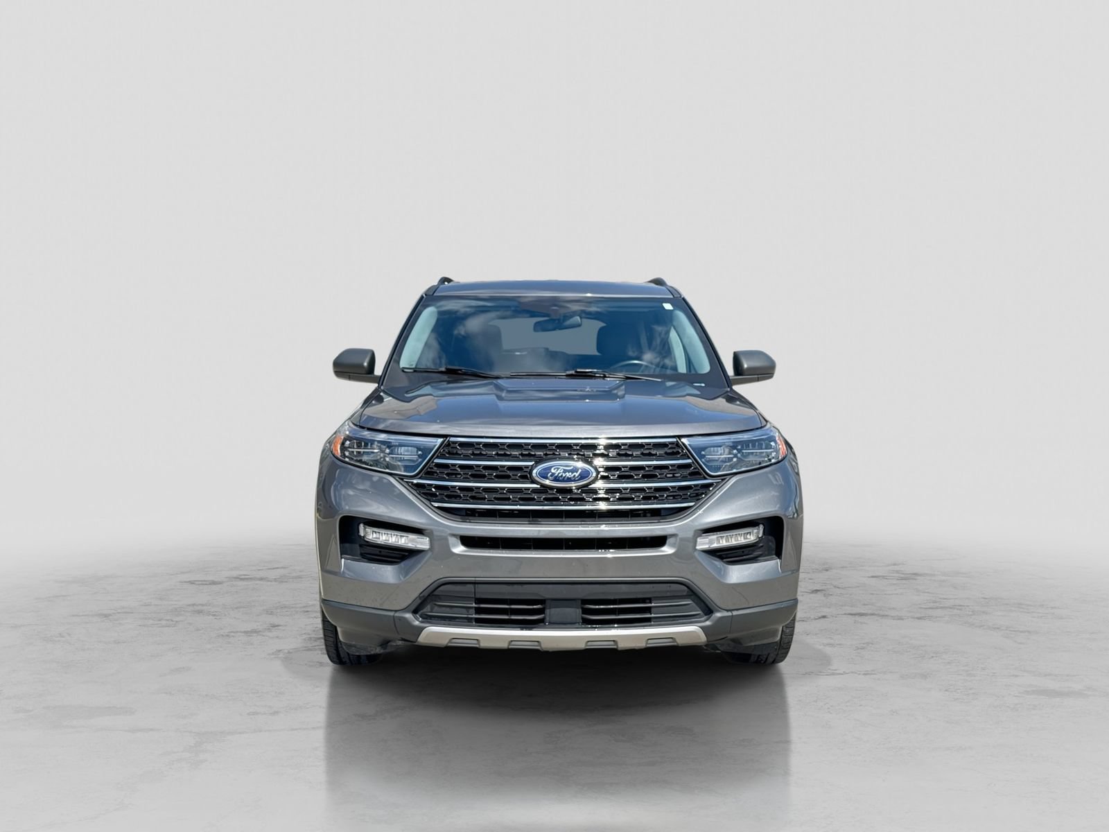 Certified 2022 Ford Explorer XLT w/ Equipment Group 202A AWD/4WD image 12