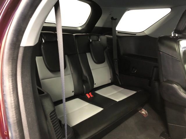 Certified 2022 Ford Explorer XLT w/ Equipment Group 202A image 33