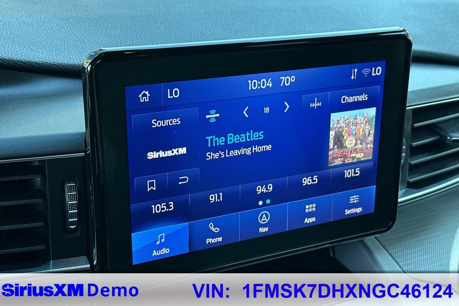 Certified 2022 Ford Explorer XLT w/ Equipment Group 202A image 29