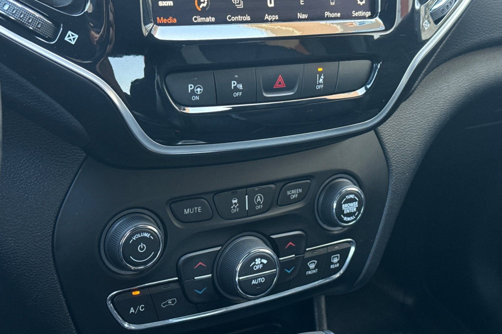 Used 2020 Jeep Cherokee High Altitude image 20