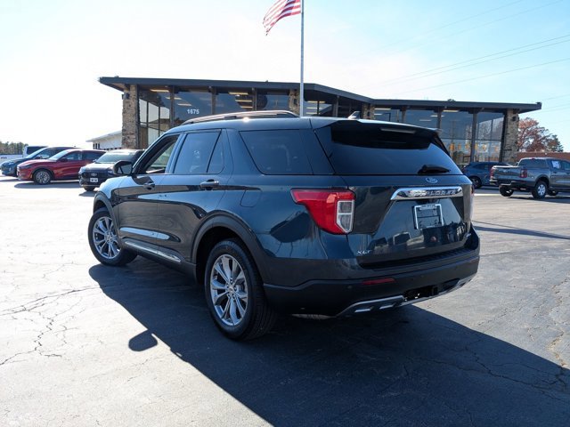 Certified 2023 Ford Explorer XLT w/ Equipment Group 202A image 3