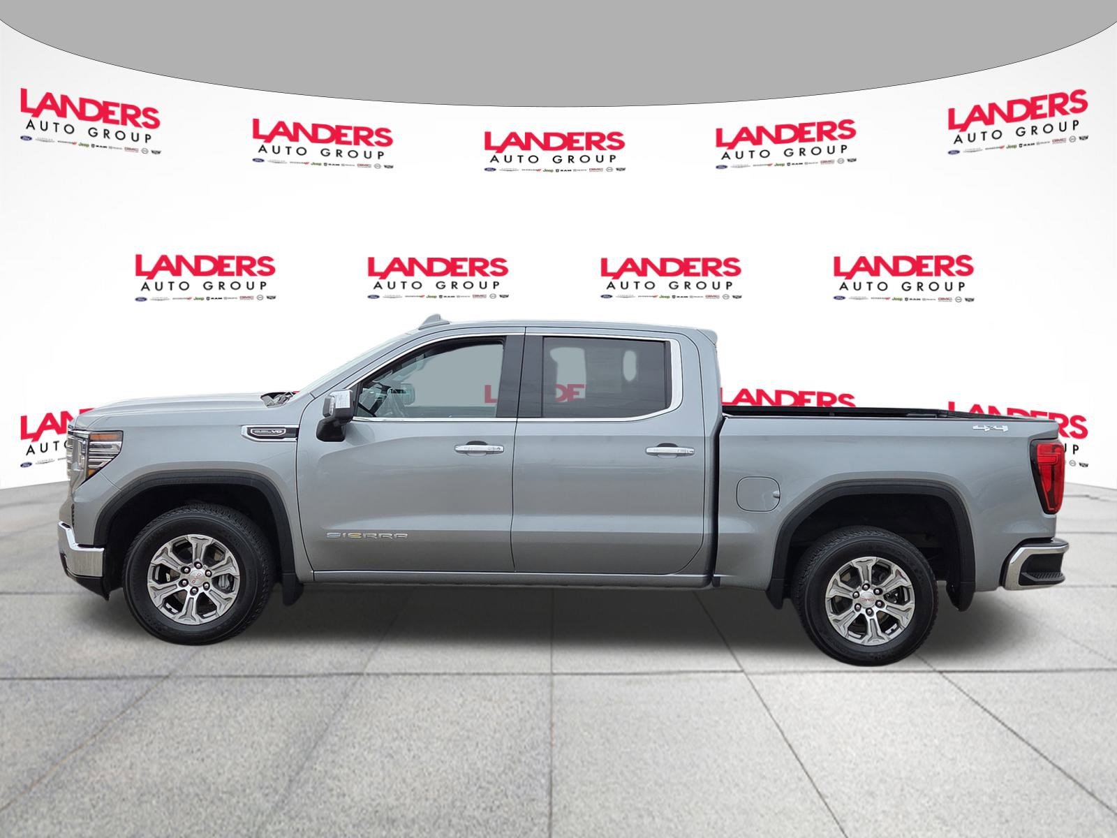 Used 2024 GMC Sierra 1500 SLT image 6