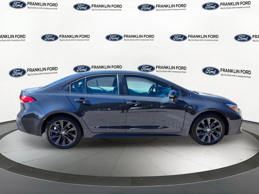 Used 2026 Toyota Corolla SE FWD image 6