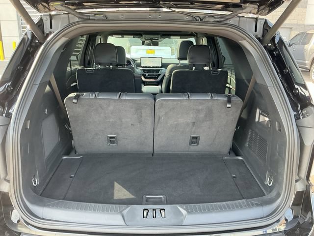 Certified 2025 Ford Explorer ST-Line w/ Premium Package AWD/4WD image 23