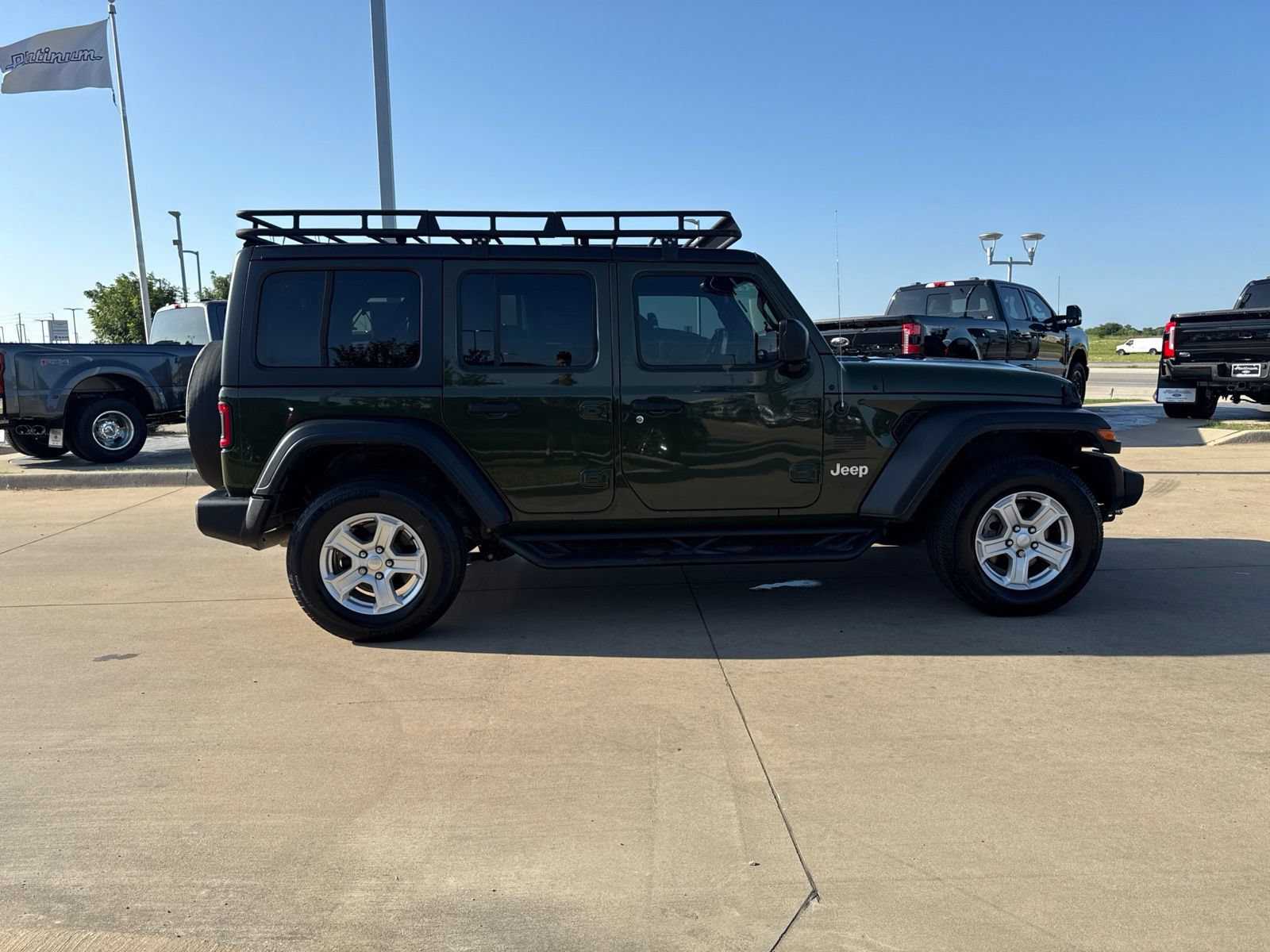 Used 2020 Jeep Wrangler Unlimited Sport S AWD/4WD image 7