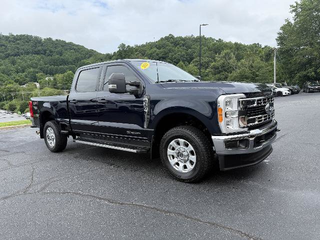 Certified 2023 Ford F350 XLT AWD/4WD image 3