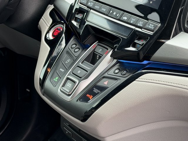Used 2019 Honda Odyssey Elite image 17