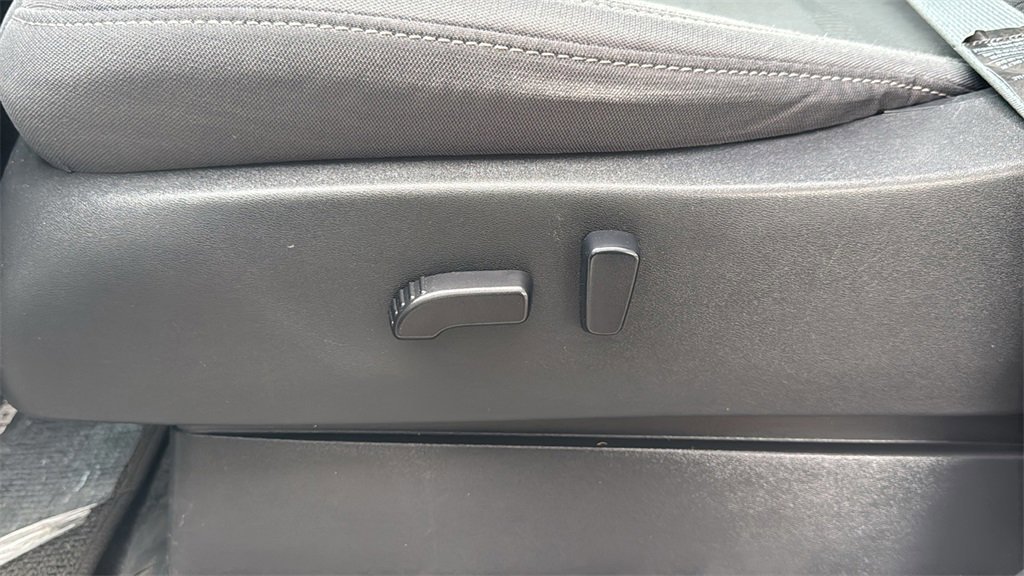 Used 2023 Nissan Frontier SV w/ SV Convenience Package image 20