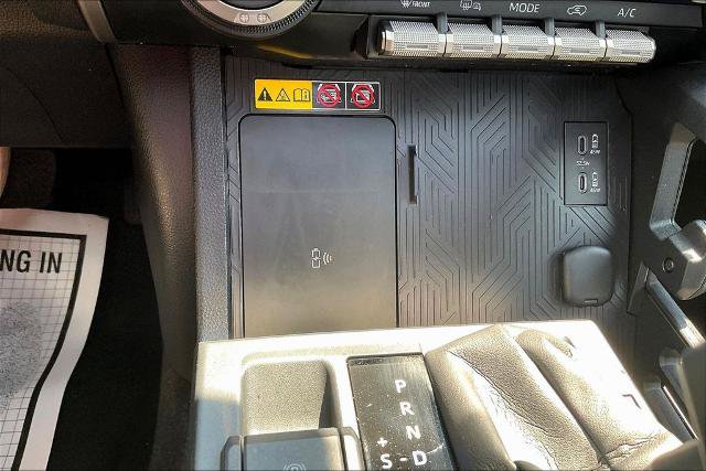 Used 2025 Toyota 4Runner TRD Off-Road Premium AWD/4WD image 16