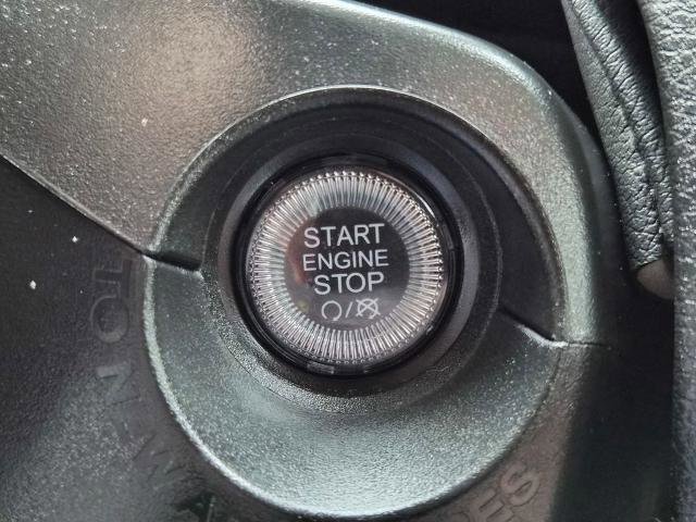 Used 2023 Jeep Renegade Latitude image 23