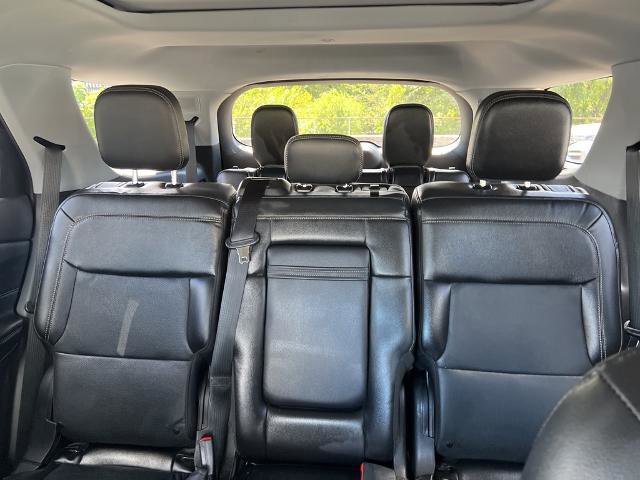 Certified 2022 Ford Explorer Limited w/ Hybrid Equipment Group 310A image 37