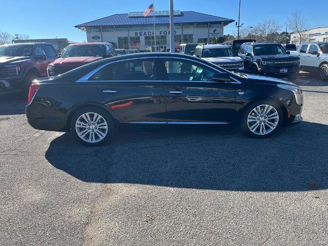 Used 2018 Cadillac XTS Luxury image 6