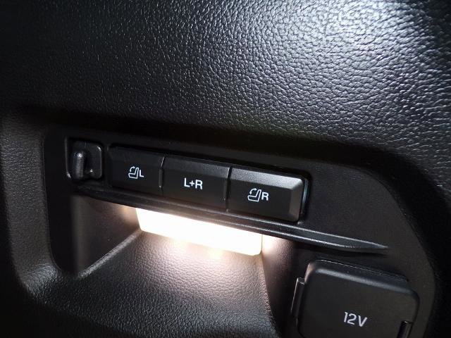 Certified 2020 Ford Explorer ST w/ Premium Technology Package image 9