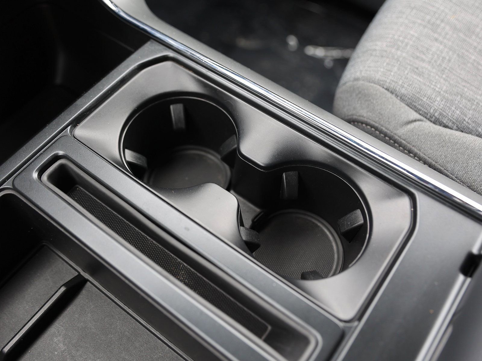 Certified 2022 Ford F150 XLT w/ Equipment Group 302A High image 35