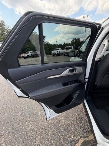 Certified 2025 Ford Explorer Active AWD/4WD image 13
