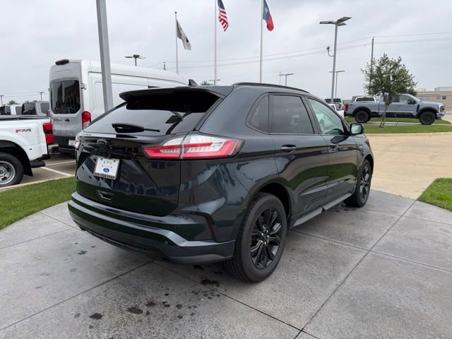 Certified 2023 Ford Edge SE w/ Black Appearance Package AWD/4WD image 6
