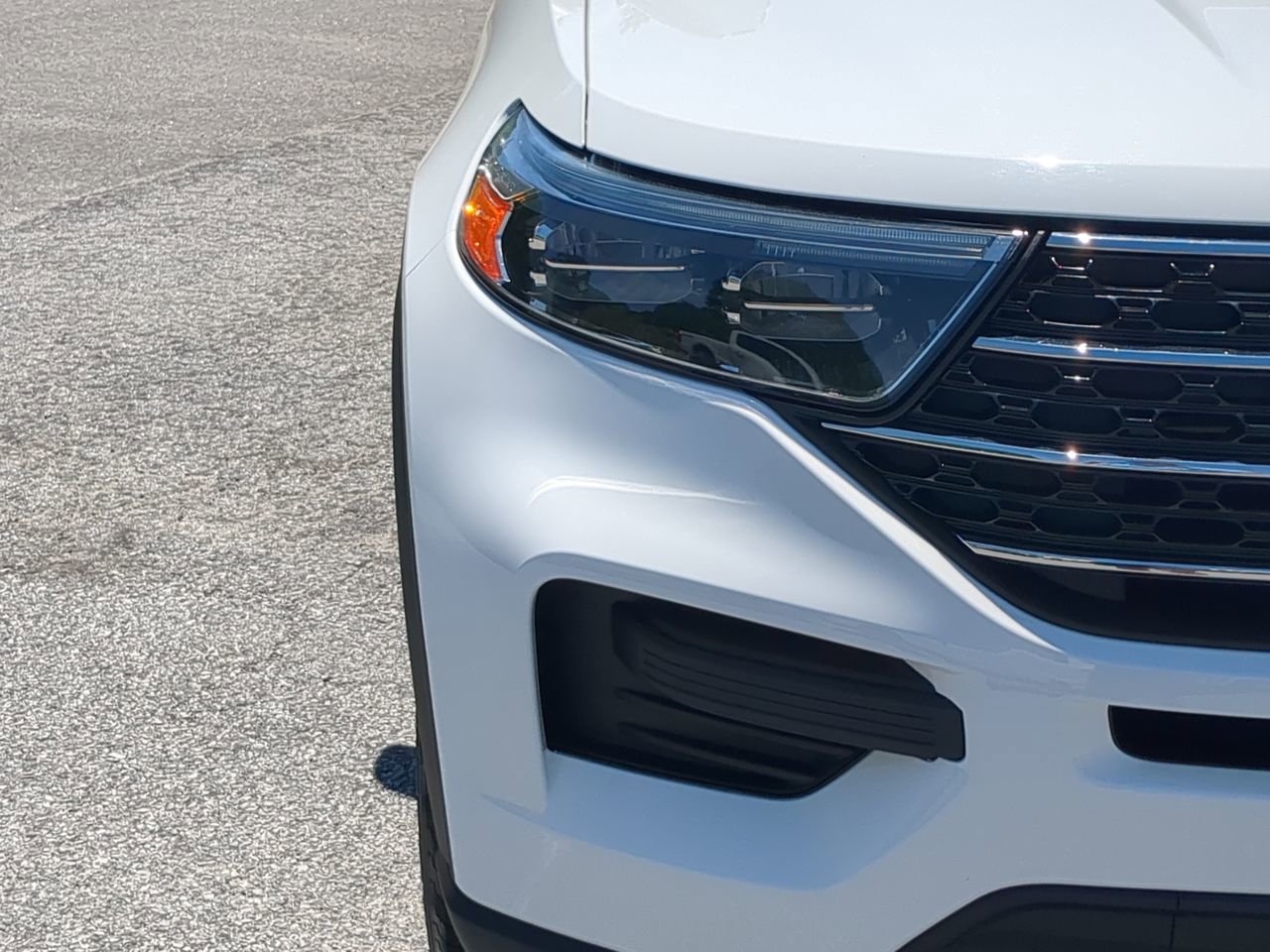 Certified 2021 Ford Explorer XLT RWD image 8
