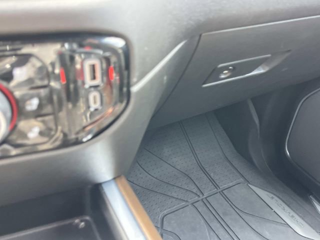 Used 2024 Chevrolet Silverado 1500 High Country w/ High Country Premium Package image 35