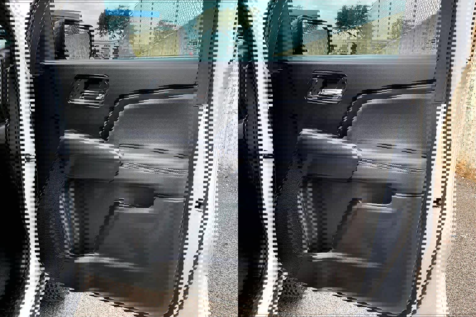 Used 2024 Chevrolet Colorado LT w/ LT Convenience Package image 26