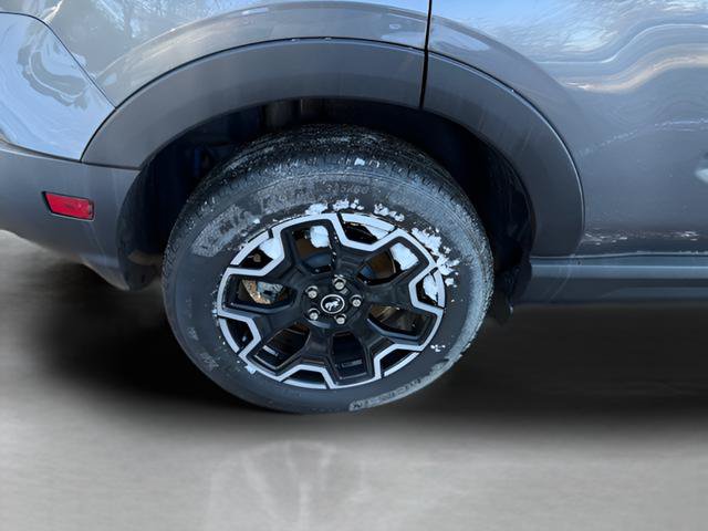 Certified 2025 Ford Bronco Sport Outer Banks w/ Outer Banks Tech Package+ AWD/4WD image 29