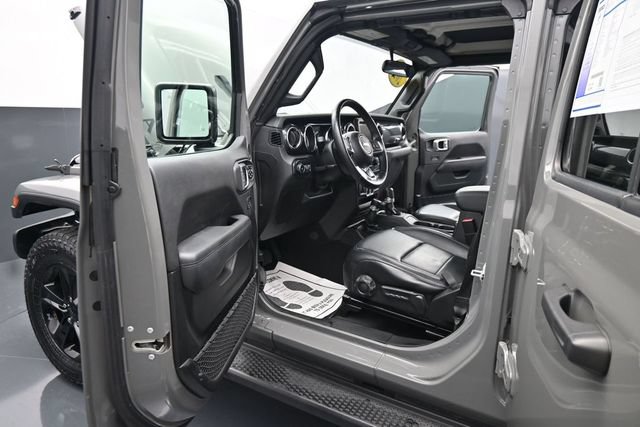 Used 2021 Jeep Wrangler Unlimited Sahara AWD/4WD image 15