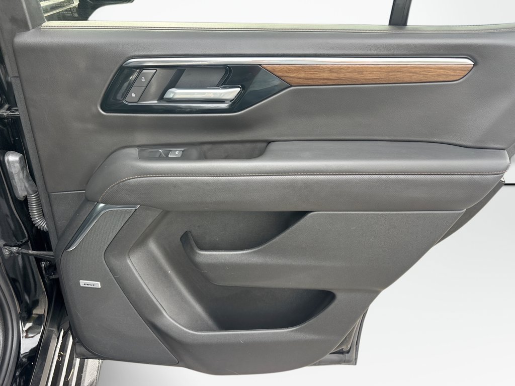 Used 2025 Chevrolet Tahoe High Country w/ Sun And Tow Package AWD/4WD image 18