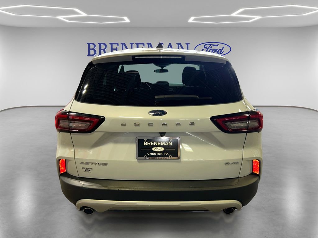 Certified 2025 Ford Escape Active AWD/4WD image 6
